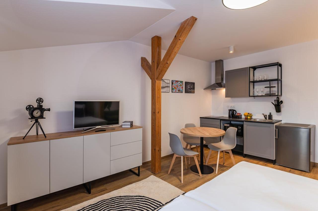Jíloviště Hotel Restovna מראה חיצוני תמונה