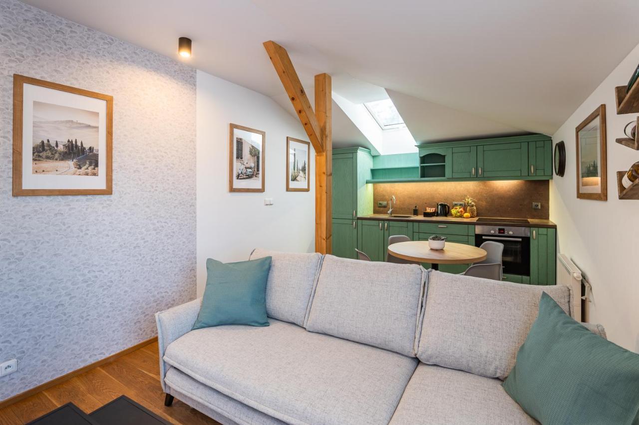Jíloviště Hotel Restovna מראה חיצוני תמונה