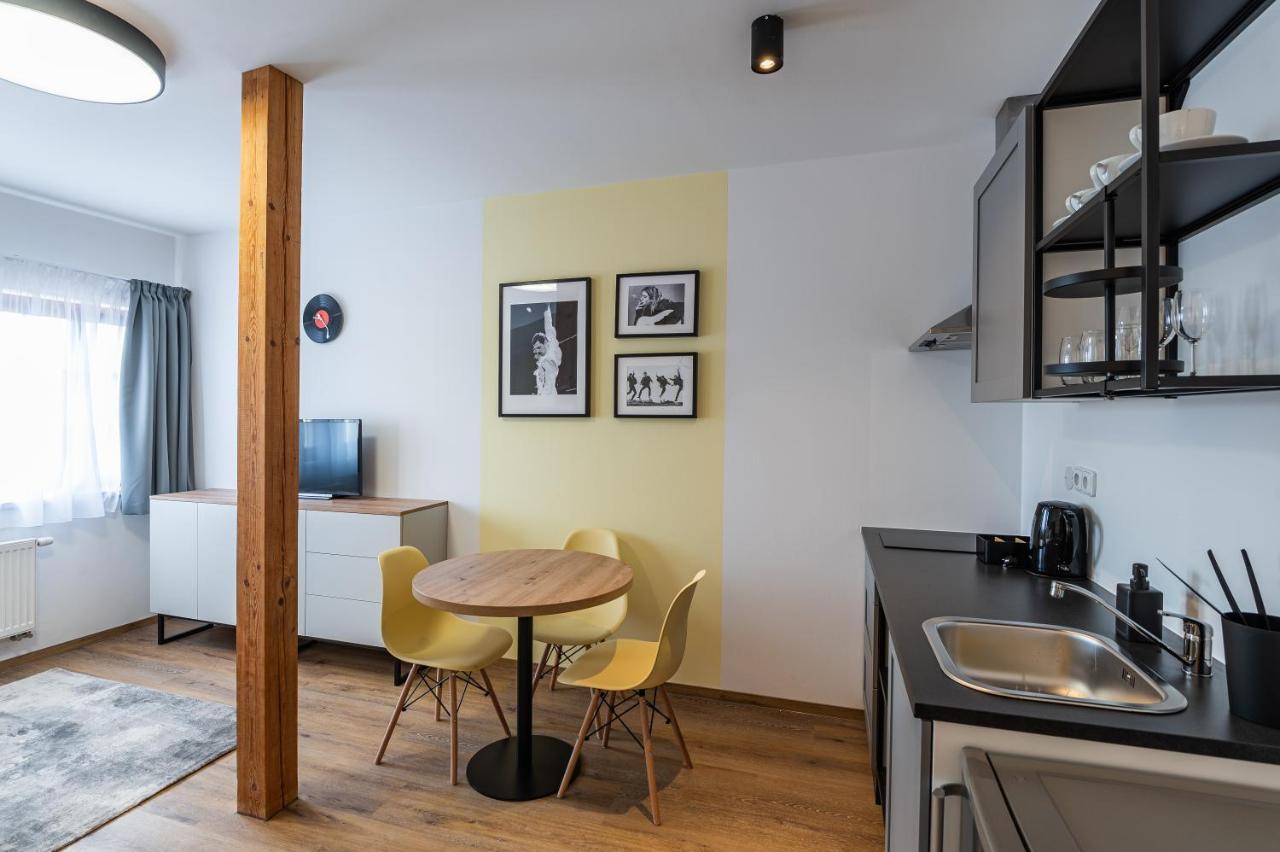 Jíloviště Hotel Restovna מראה חיצוני תמונה
