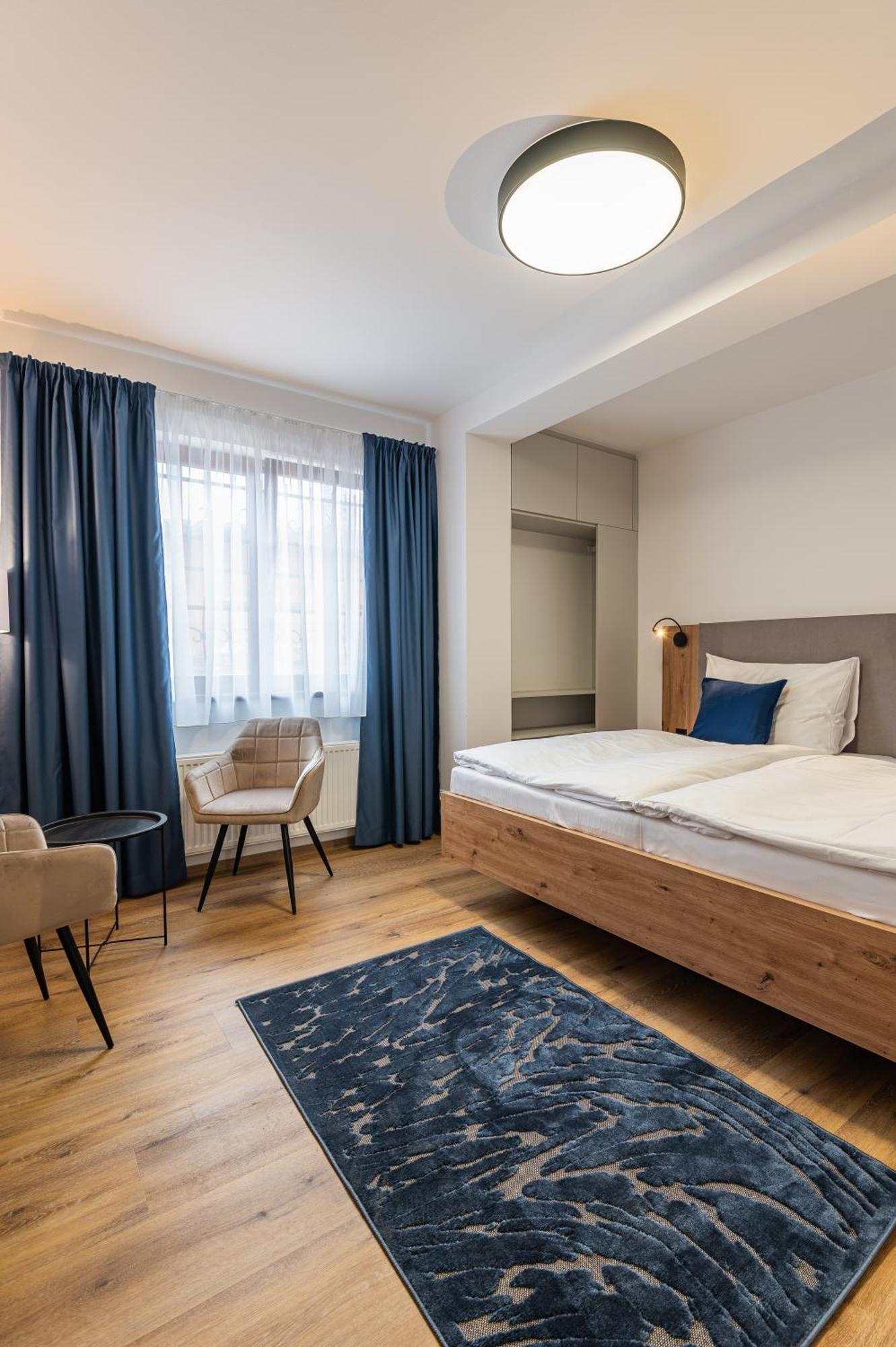 Jíloviště Hotel Restovna מראה חיצוני תמונה